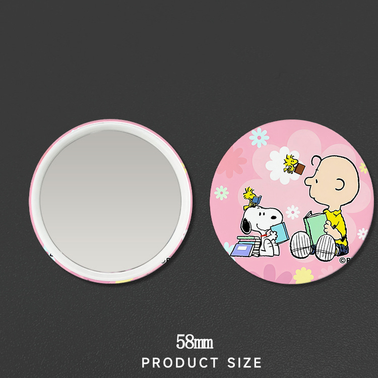 Novo Espelho de Crachá do Snoo - Anime Merchandise Women avaliação e preço