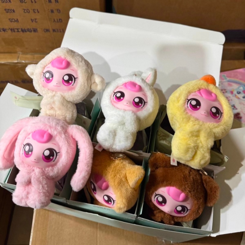 Em Estoque: Bonecos de Pelúcia - Anime Merchandise Plush Toys avaliação e preço